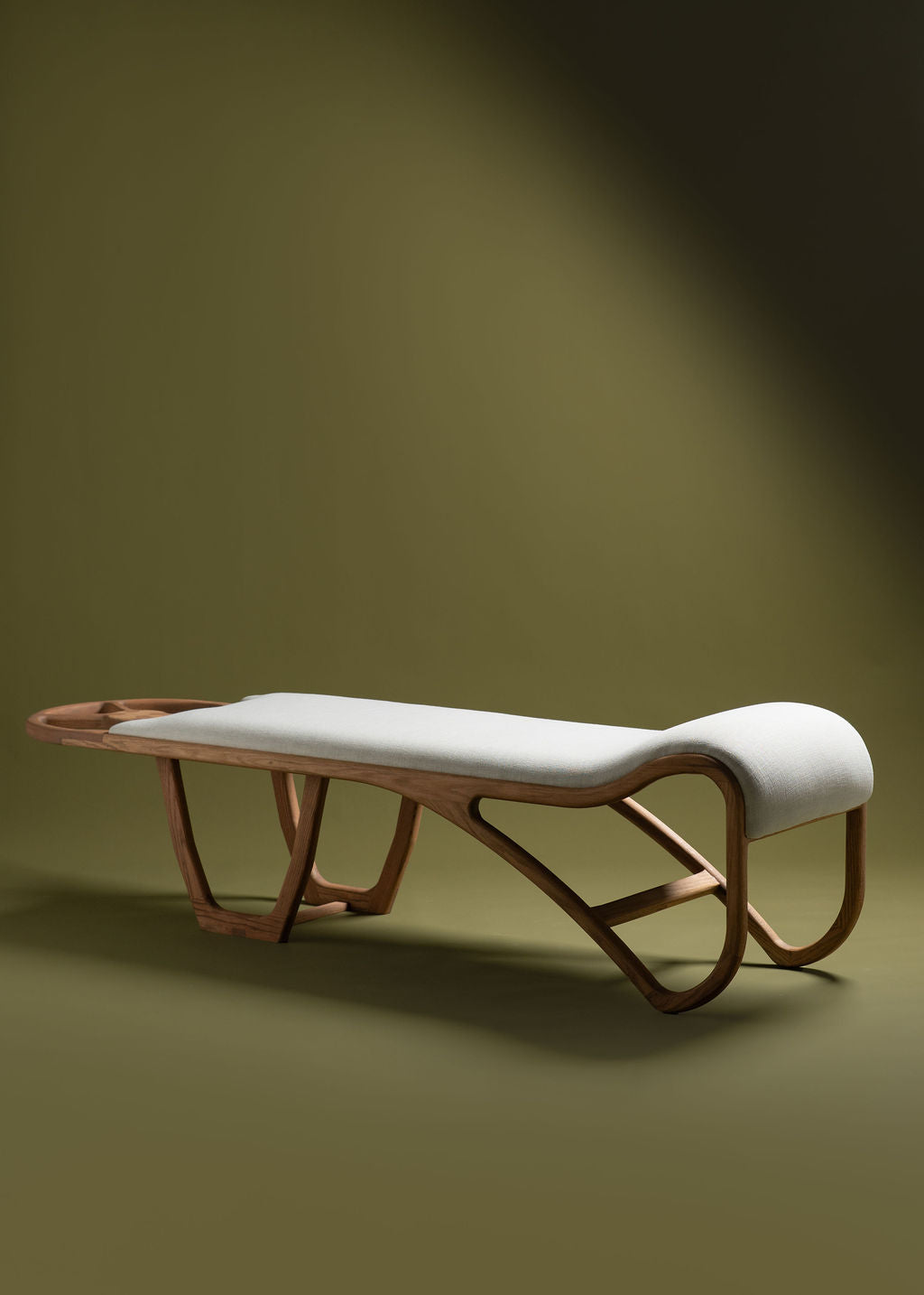 Phodiso Bench